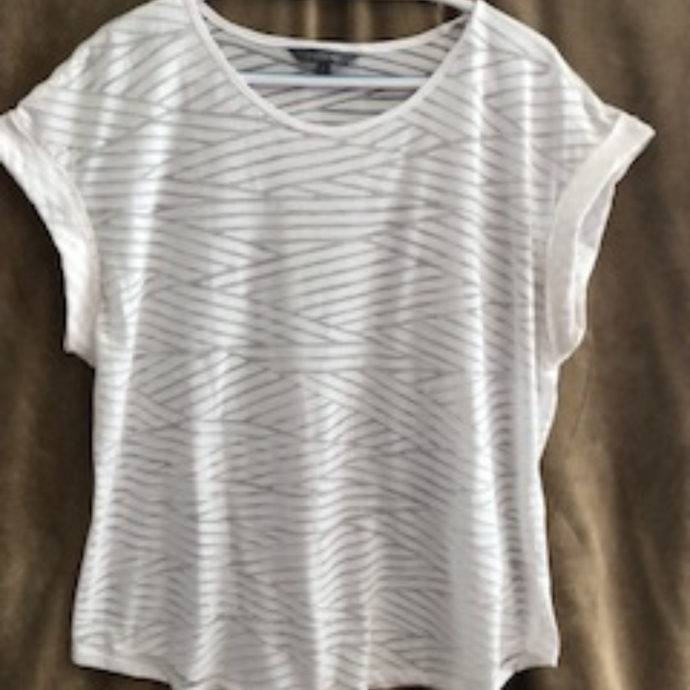 Daisy Fuentes Crewneck T-Shirt